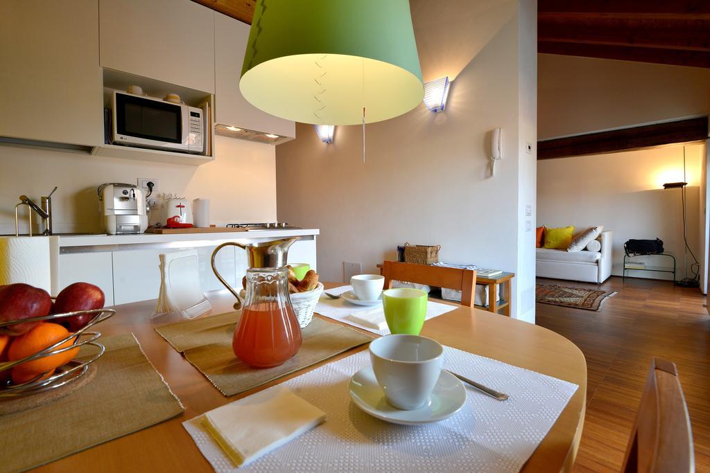 Heart Milan Apartments Navigli Room photo
